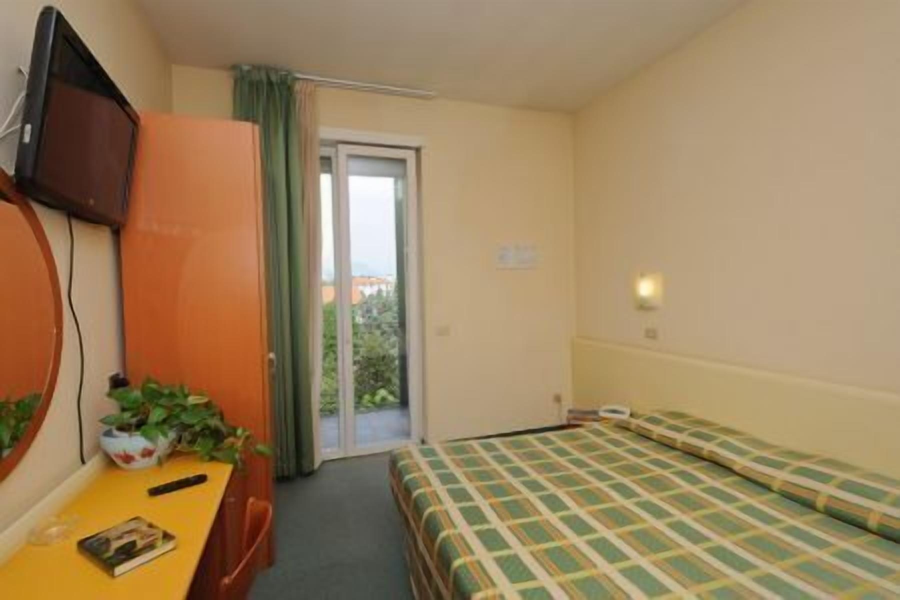 Hotel Meeting Stresa Exterior photo